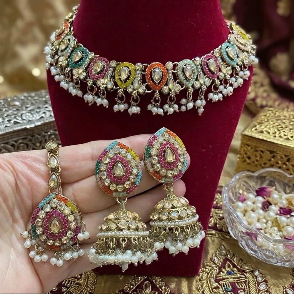 Multicolor kundan Jewelry Set for women